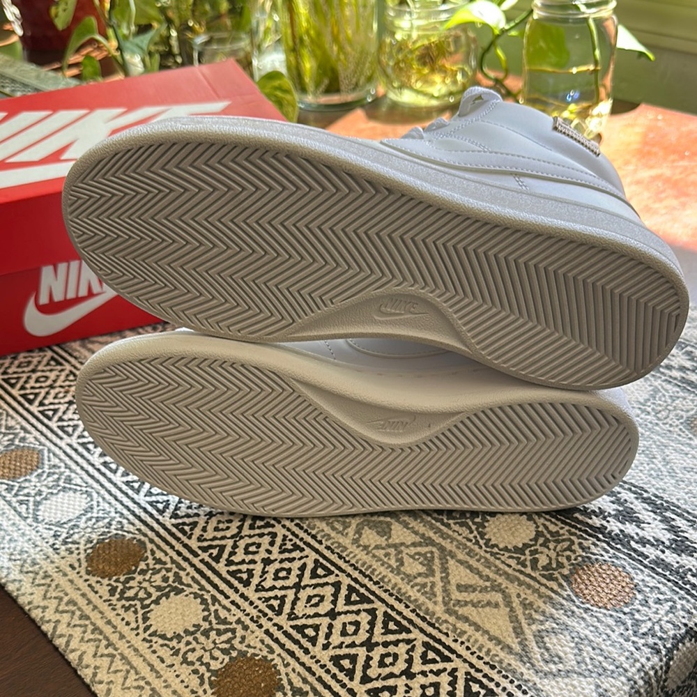 NWT Nike Women’s Court Royale 2 Mid “Triple White” - Picture 7 of 8